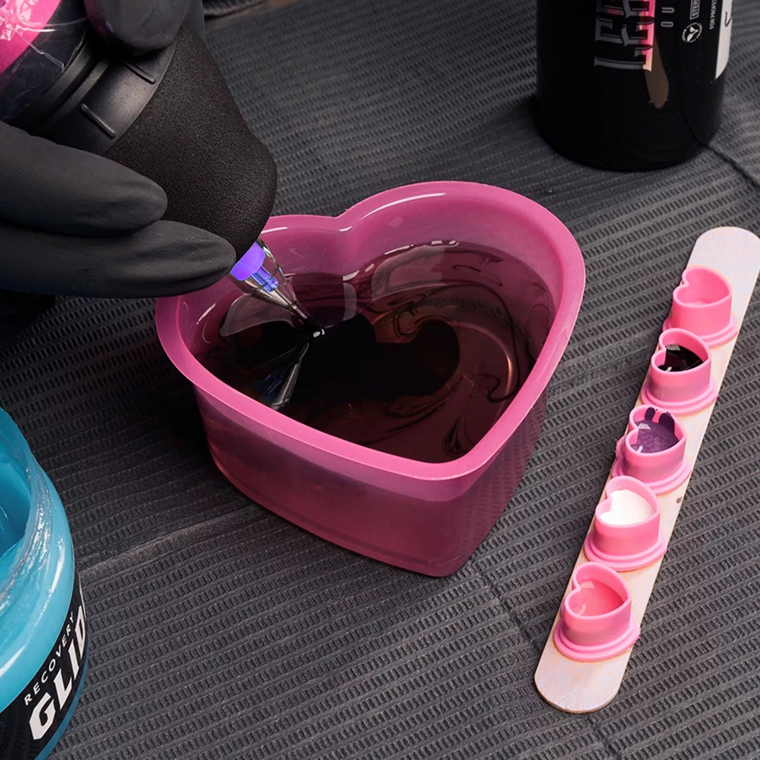 Pink tattoo rinse cups heart shaped 150ml disposable